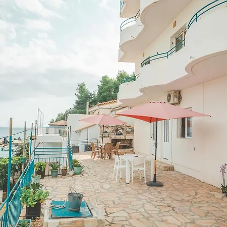 Hostel By The Sea