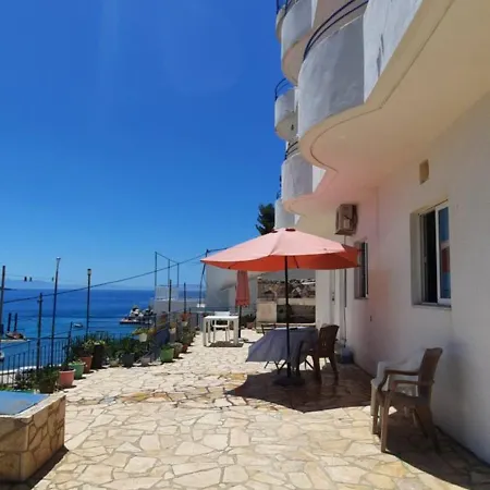 By The Sea Hostel Himare