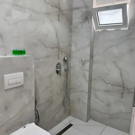 By The Sea Vandrerhjem *